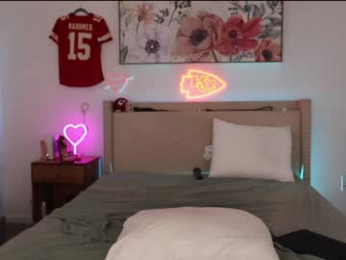 ari_lovexo chaturbate stream image