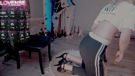 Careful_i_bite stripchat stream image