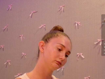 PeachGirl bongacams stream image