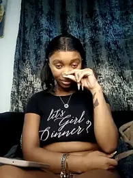 Hannah_107 stripchat stream image