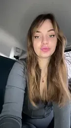 Night_dreams stripchat stream image