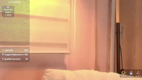 emily_sweett24 stripchat stream image