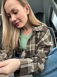 LavenderHot stripchat stream image