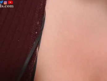 serareads chaturbate stream image