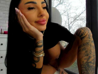 BritneyCharm bongacams stream image