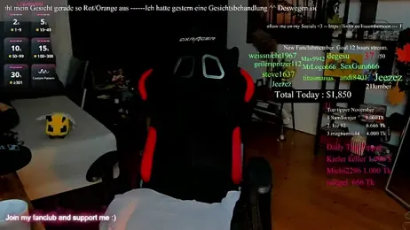 Lisaonthemoon stripchat stream image