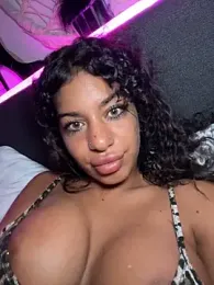 AlyssaHottv_ stripchat stream image