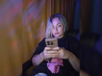 Tanysha-1 bongacams stream image