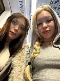 babydolll stripchat stream image