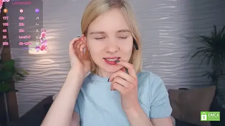 OdelinaFicken stripchat stream image