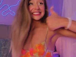 sofly-s camsoda stream image