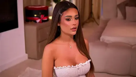 YasmineShaw stripchat stream image