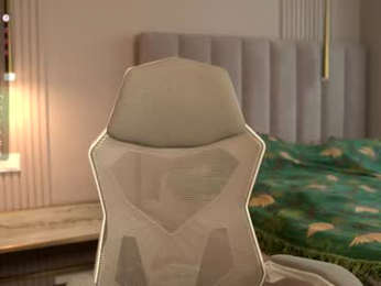 little_poetry chaturbate stream image