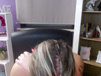 Soft-Zoey bongacams stream image