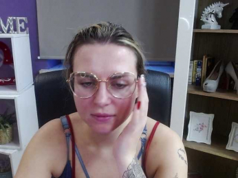 Soft-Zoey bongacams stream image