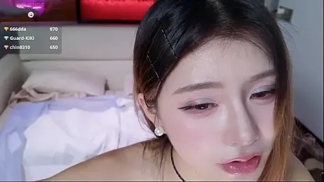 Kiki--2025 stripchat stream image