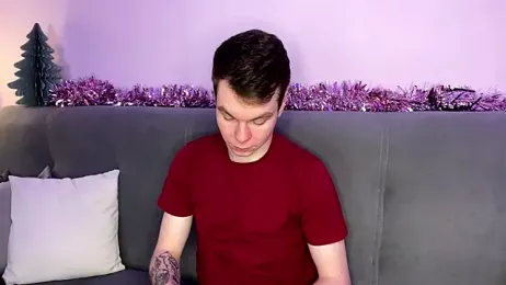 julielourens stripchat stream image