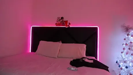 ScarlettAndClark stripchat stream image