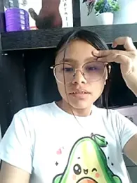 SofieLove_01 stripchat stream image