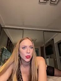 LunaAlya stripchat stream image