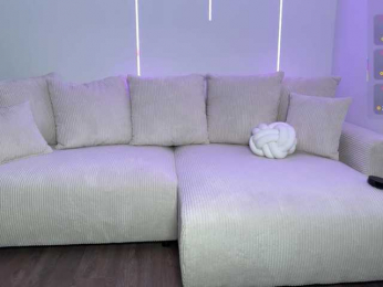 Tiiina bongacams stream image