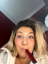 LittleMissEeve stripchat stream image