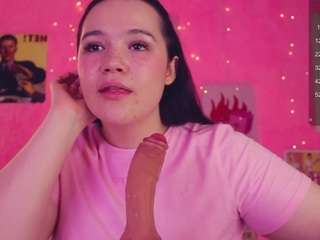 cherryladyexpansionist camsoda stream image