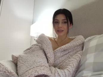 milla_bella chaturbate stream image, 21.12.2025 23:40