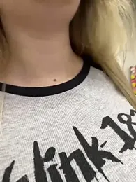 Teya_moon_ stripchat stream image