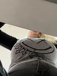 Teya_moon_ stripchat stream image