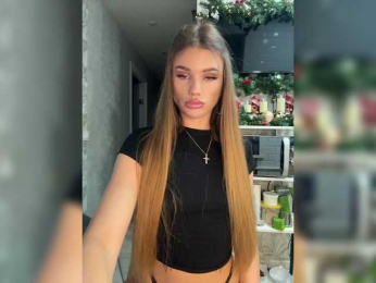 SweetyMia bongacams stream image