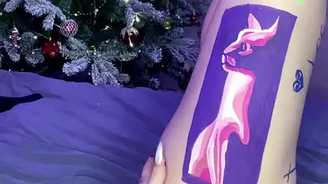 julielourens stripchat stream image