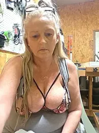 Southern_Bella stripchat stream image, 26.12.2025 14:00