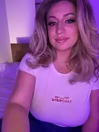 miamellycious stripchat stream image