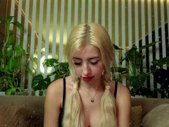 FlowwwerGirl bongacams stream image, 03.01.2026 21:00