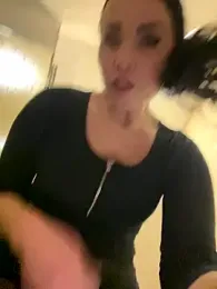 CrazzyChicks stripchat stream image