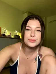 Mia-Minou stripchat stream image