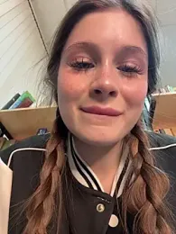 mmelicious stripchat stream image