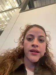 alana15 stripchat stream image