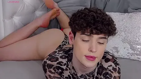 RobbyCharming stripchat stream image, 09.01.2026 06:50