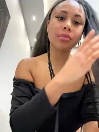 HaileyDiana stripchat stream image