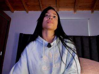 paulinasoto camsoda stream image