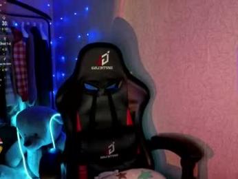 queen_kitty1818 chaturbate stream image