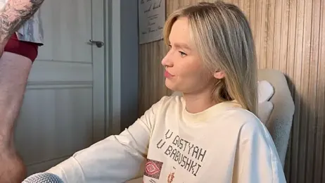 Adelovenick stripchat stream image