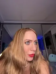 LunaAlya stripchat stream image