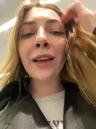 Sunny___Bunny stripchat stream image