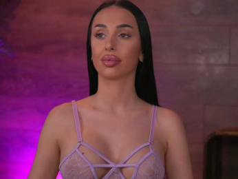 KairaAndrews bongacams stream image