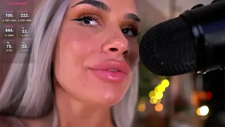 Serene_Sophiex stripchat stream image