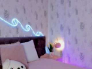 emyliesander camsoda stream image