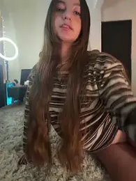 aly_golden_ stripchat stream image